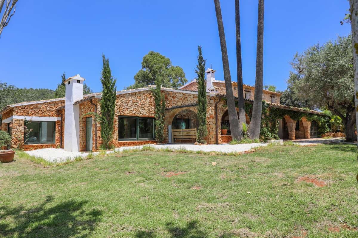 3 Zimmer Villa zu verkaufen in Senija mit Garage - 1.295.000 € (Ref: 9315085)