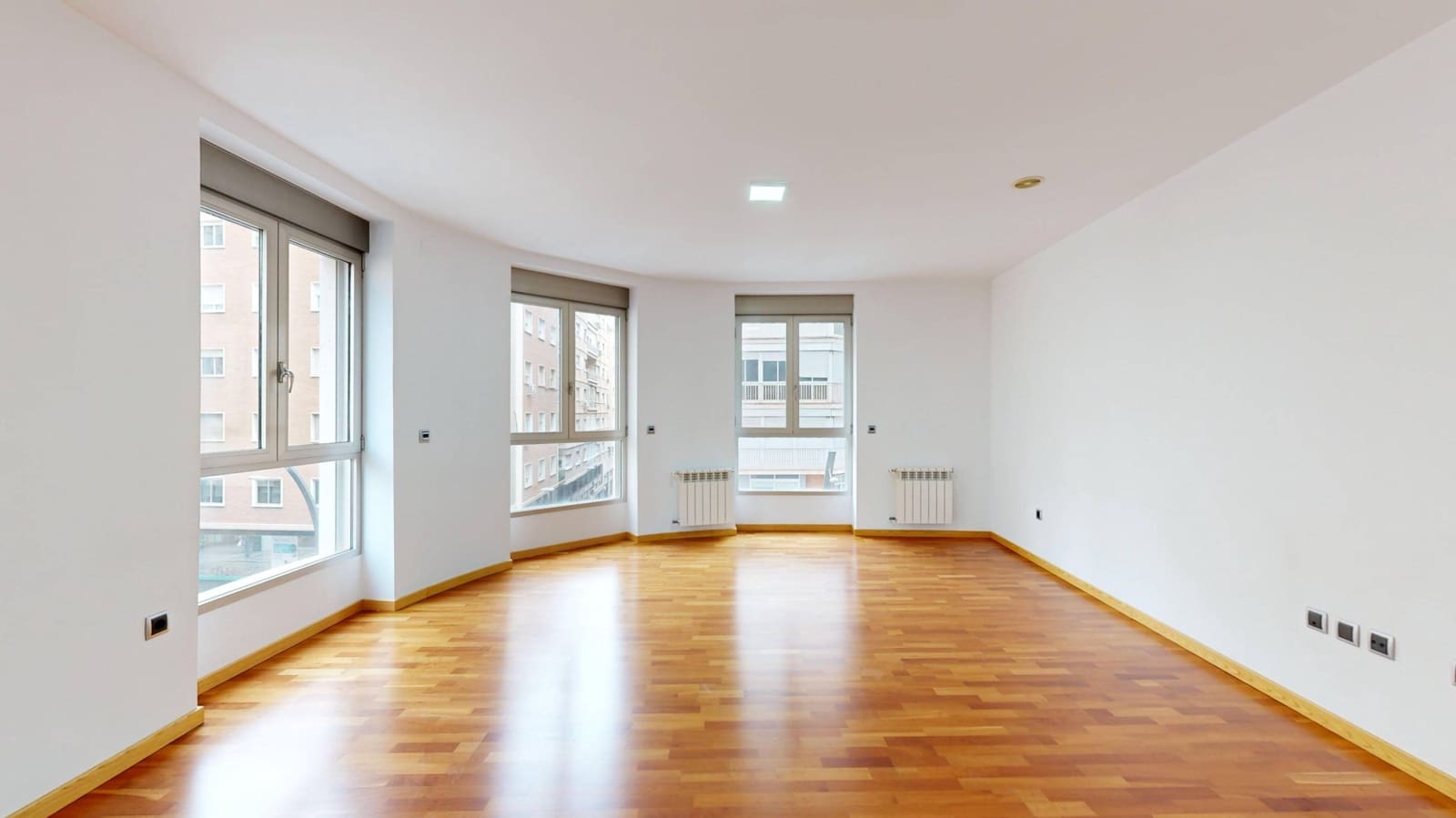 5 bedroom Apartment for sale in Murcia city - € 999,999 (Ref: 9315097)