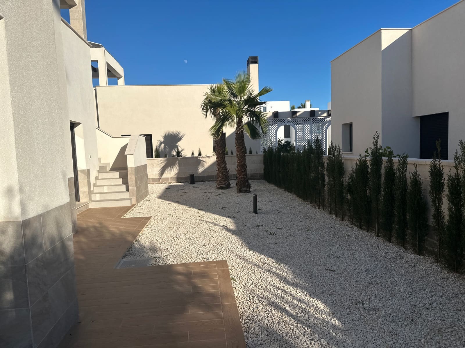 Chalet de 3 habitaciones en Ciudad Quesada en venta con piscina - 995.000 € (Ref: 9315104)