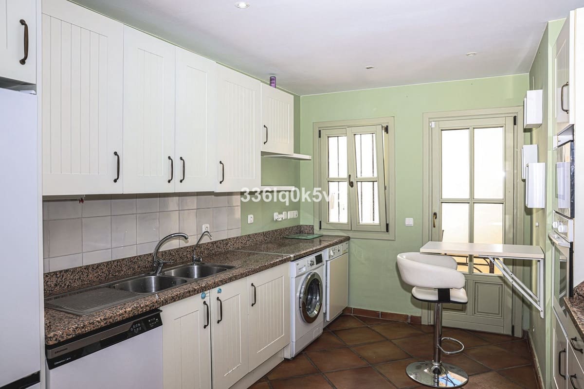 4 bedroom Townhouse for sale in Sotogrande with pool - € 790,000 (Ref: 9315112)