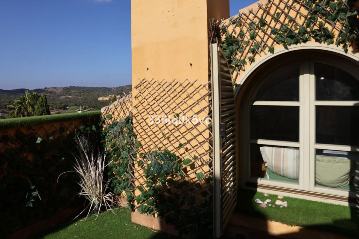 4 bedroom Townhouse for sale in Sotogrande with pool - € 790,000 (Ref: 9315112)