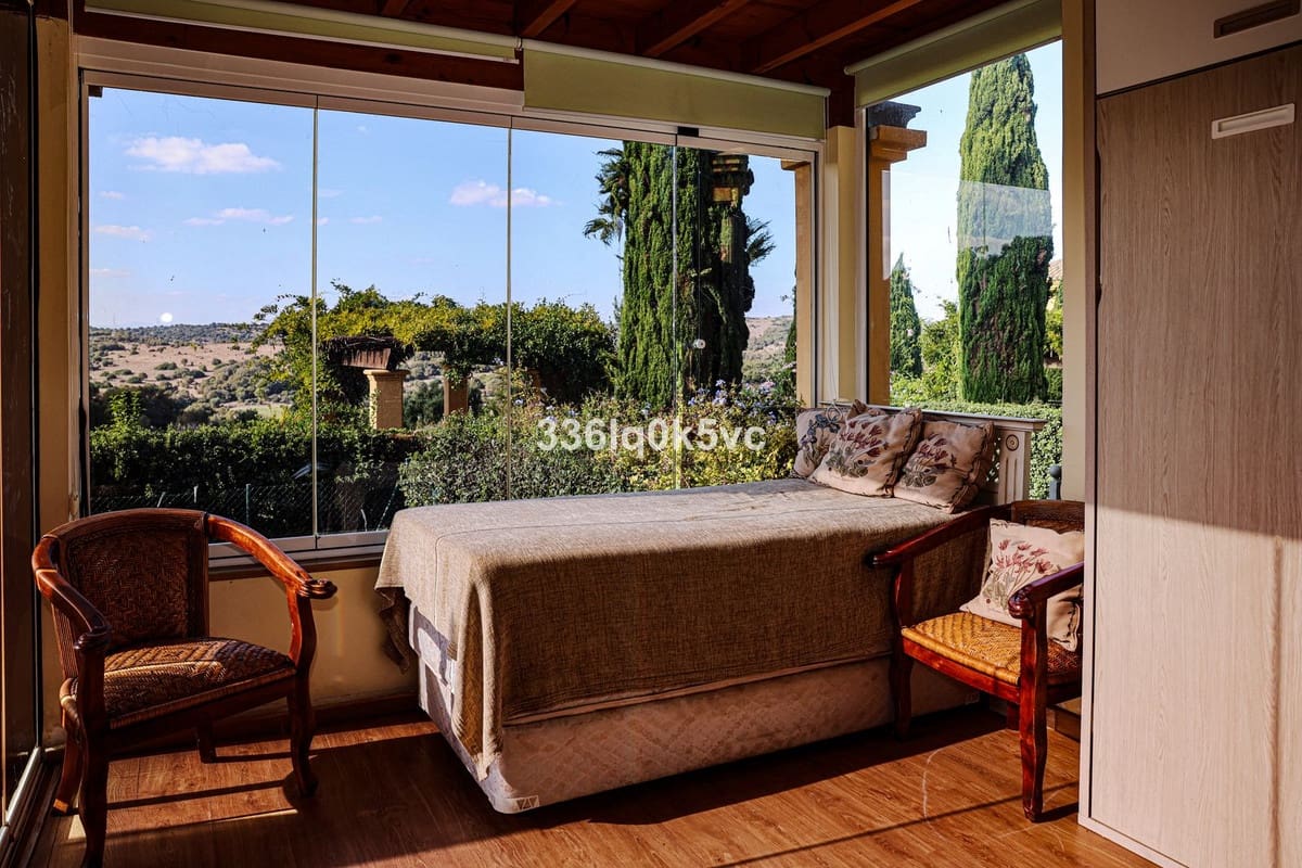 4 bedroom Townhouse for sale in Sotogrande with pool - € 790,000 (Ref: 9315112)