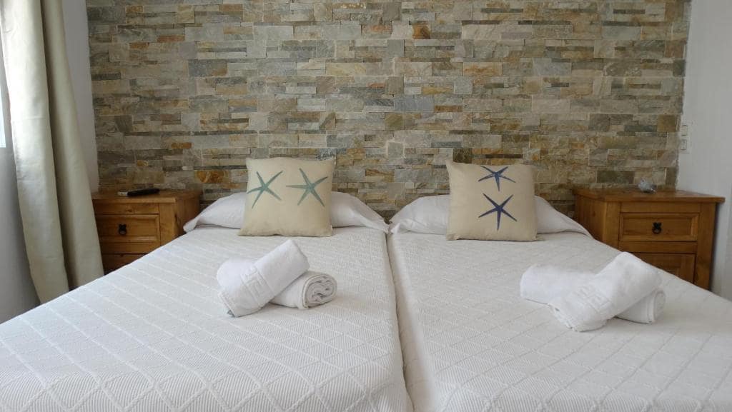 15 slaapkamer Hotel te koop in Calpe / Calp - € 1.050.000 (Ref: 9315133)