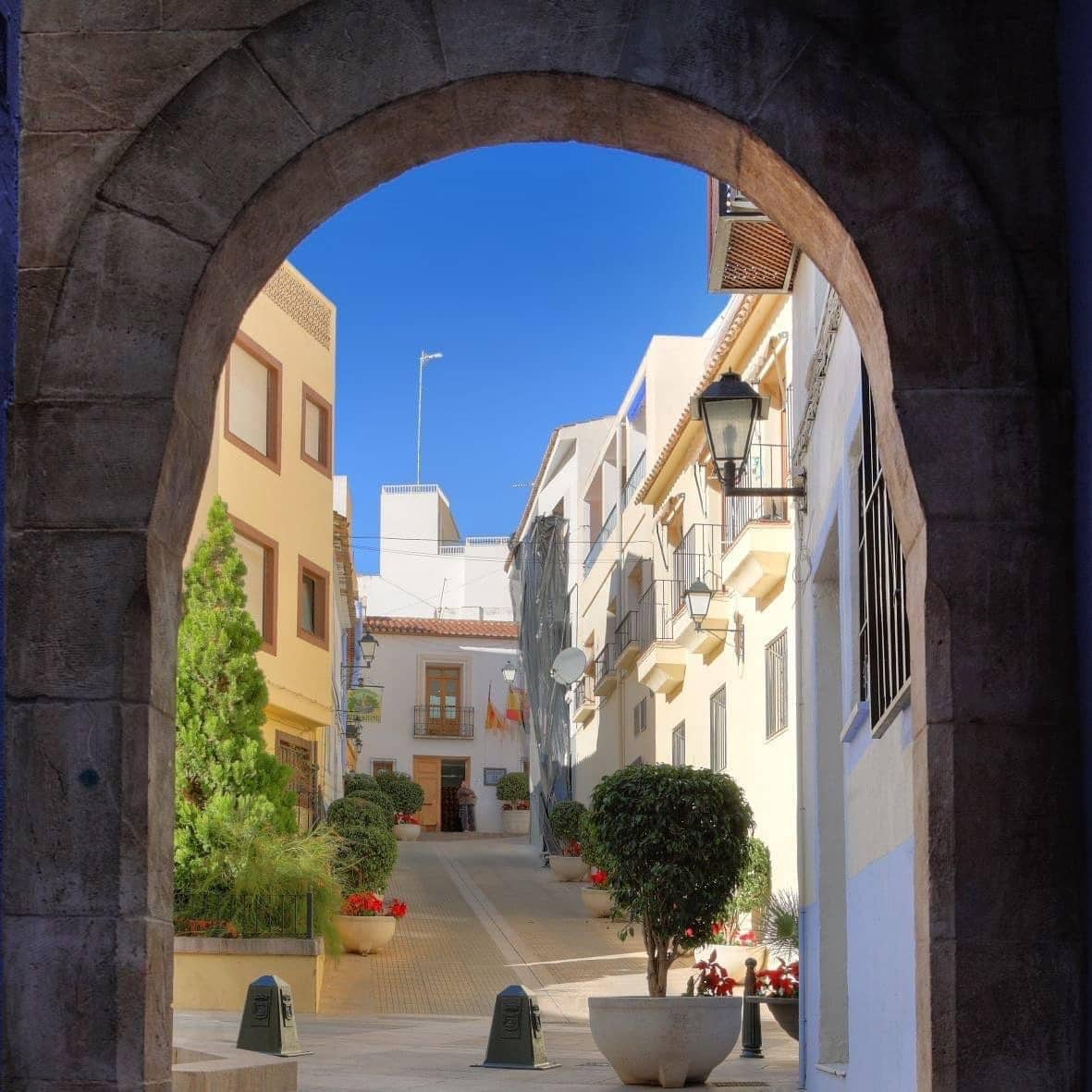 15 slaapkamer Hotel te koop in Calpe / Calp - € 1.050.000 (Ref: 9315133)