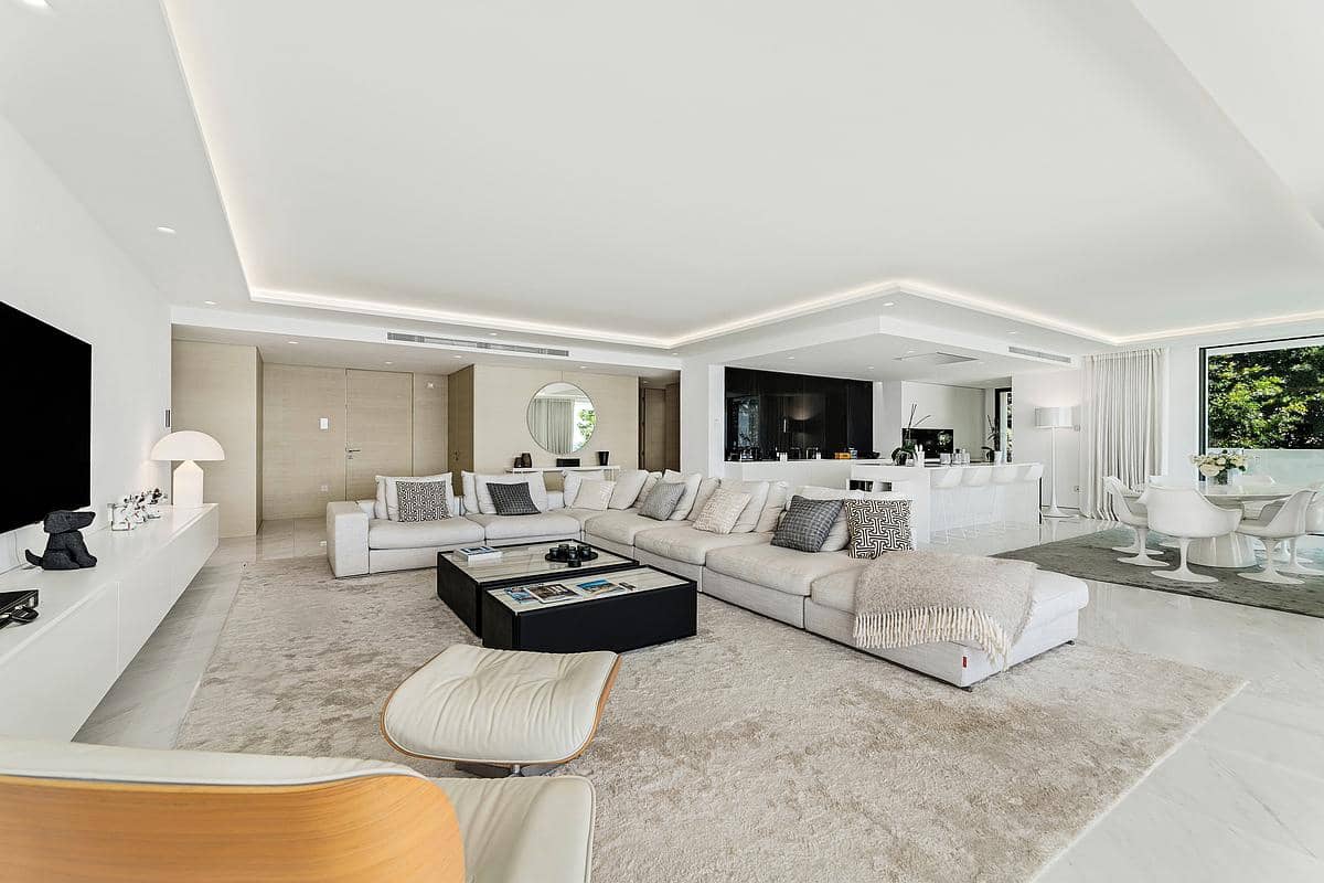 4 slaapkamer Appartement te koop in Estepona met zwembad - € 6.800.000 (Ref: 9315242)