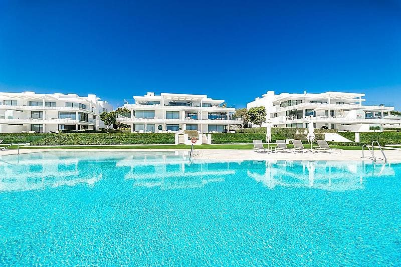 4 slaapkamer Appartement te koop in Estepona met zwembad - € 6.800.000 (Ref: 9315242)