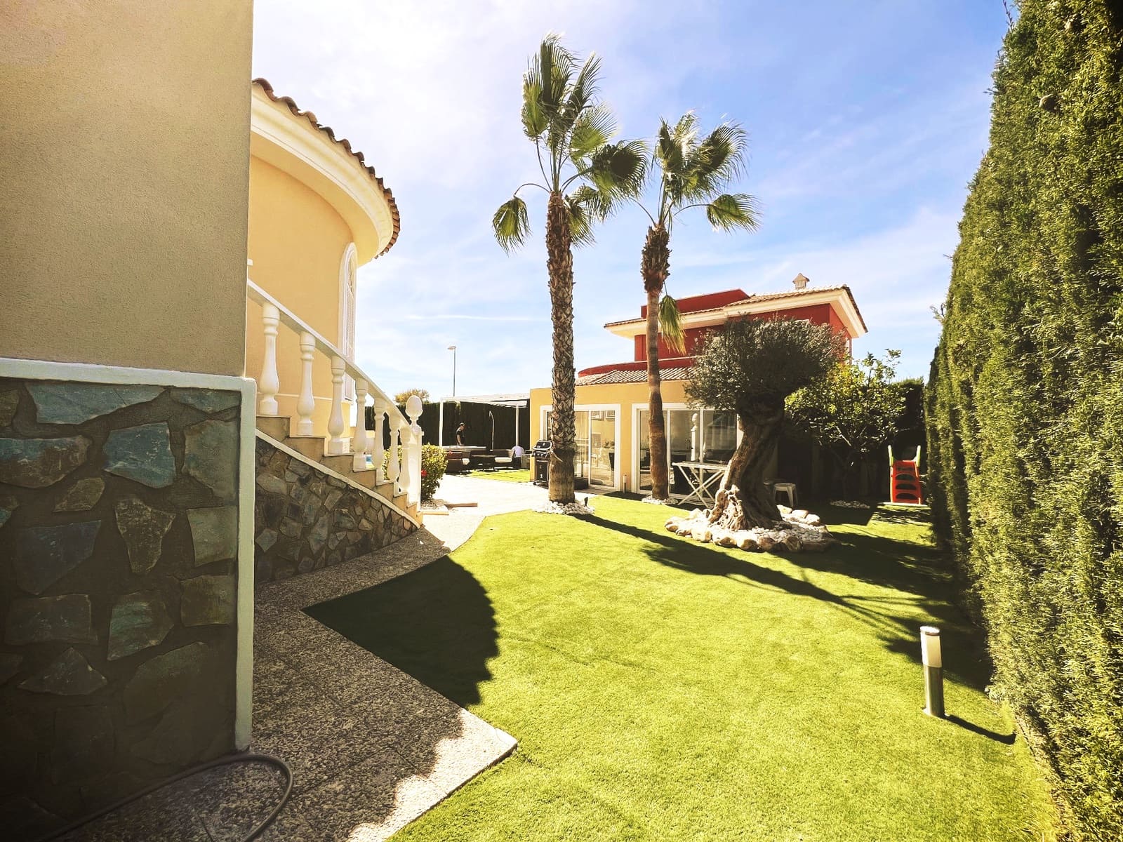 5 bedroom Villa for sale in Ciudad Quesada - € 857,000 (Ref: 9321349)