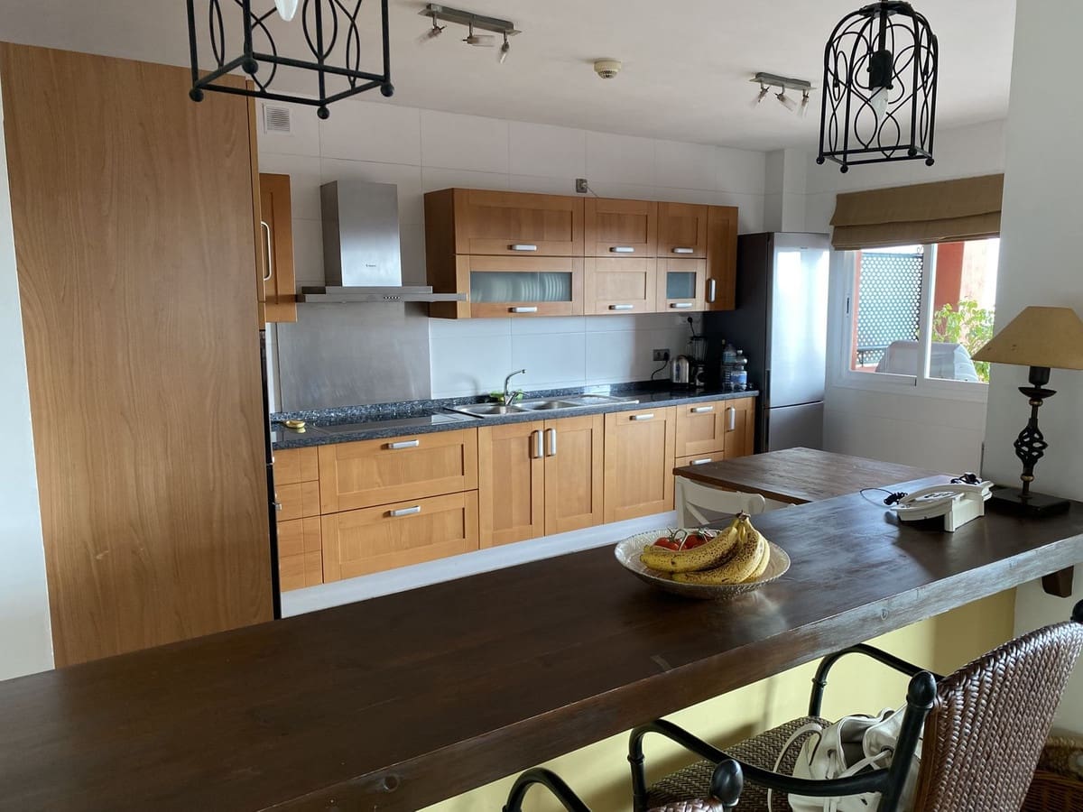 3 makuuhuone Huoneisto myytävänä paikassa Benalmadena mukana uima-altaan - 595 000 € (Ref: 9321636)