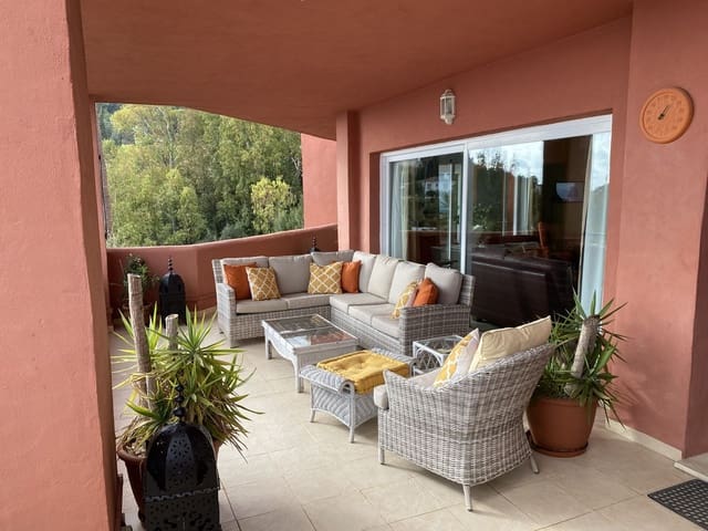 3 makuuhuone Huoneisto myytävänä paikassa Benalmádena pueblo, Benalmádena mukana uima-altaan - 595 000 € (Ref: 9321636)