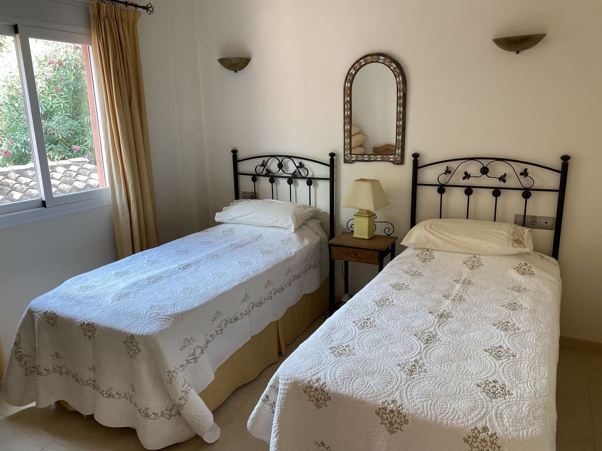 3 makuuhuone Huoneisto myytävänä paikassa Benalmadena mukana uima-altaan - 595 000 € (Ref: 9321636)