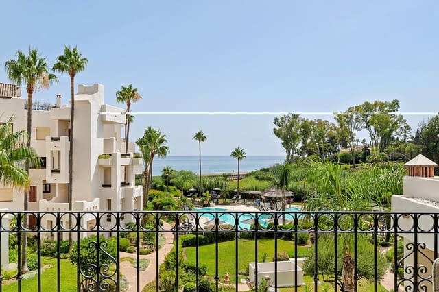 3 slaapkamer Appartement te koop in Zona Calvario, Estepona met zwembad - € 1.995.000 (Ref: 9322544)