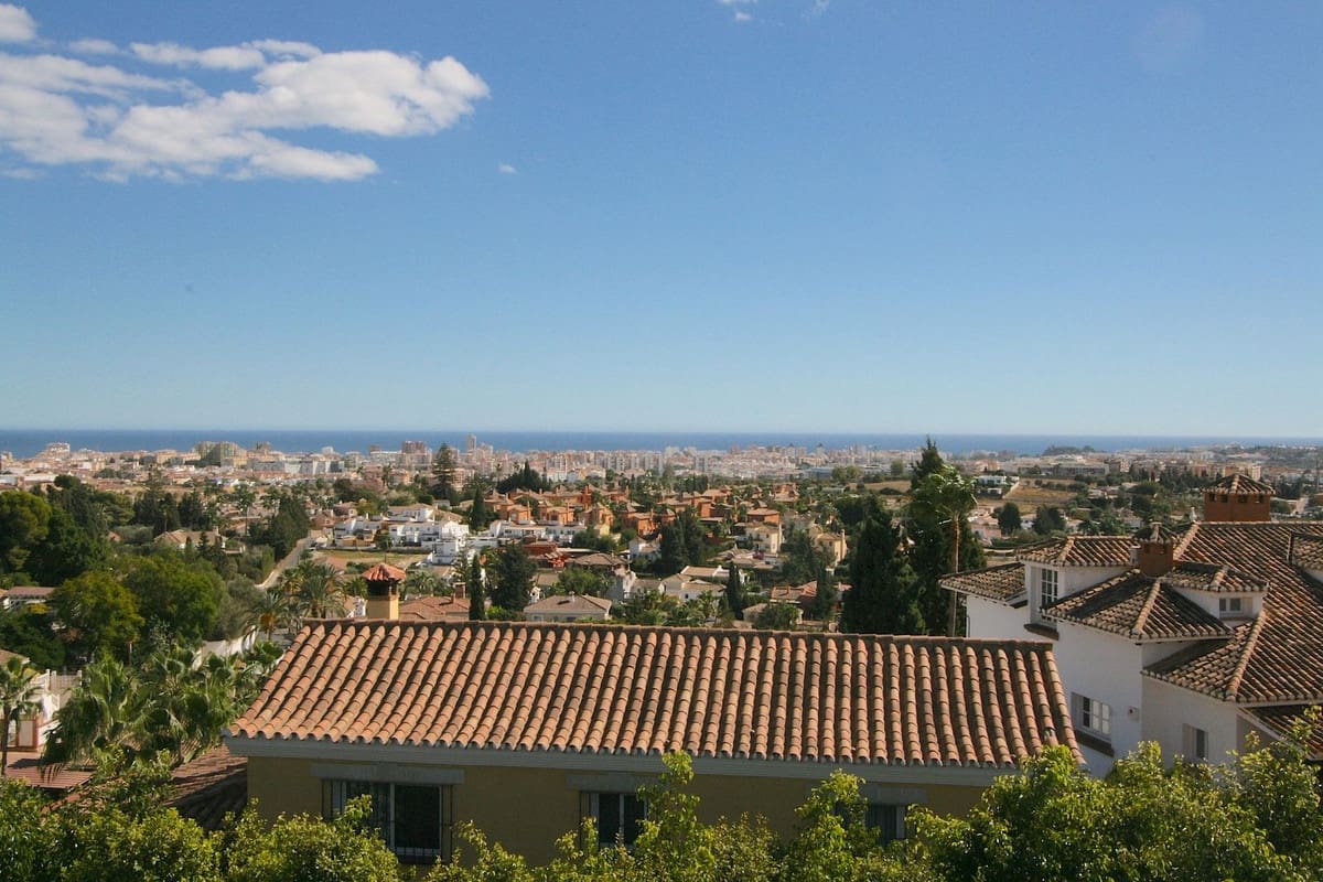 8 makuuhuone Huvila myytävänä paikassa La Sierrezuela mukana uima-altaan - 1 590 750 € (Ref: 9335640)