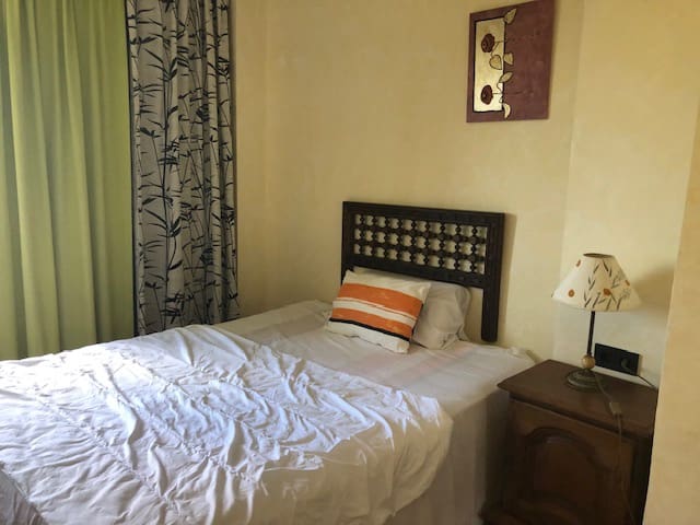 Chalet de 4 habitaciones en Altea en venta con piscina garaje - 630.000 € (Ref: 9340215)