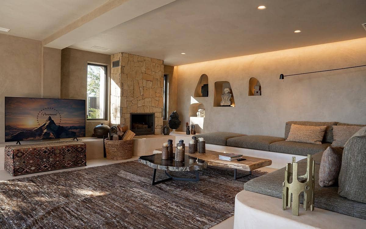 5 bedroom Villa for sale in Estepona - € 3,970,000 (Ref: 9340218)