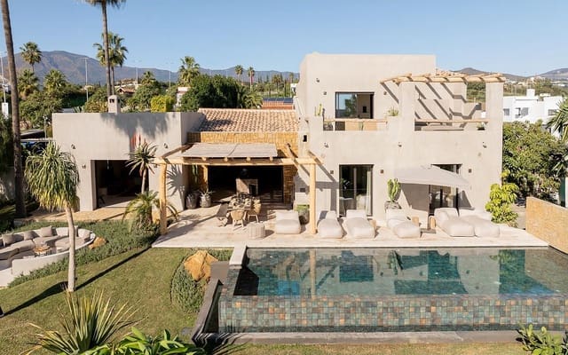 5 slaapkamer Villa te koop in Zona Calvario, Estepona - € 3.970.000 (Ref: 9340218)
