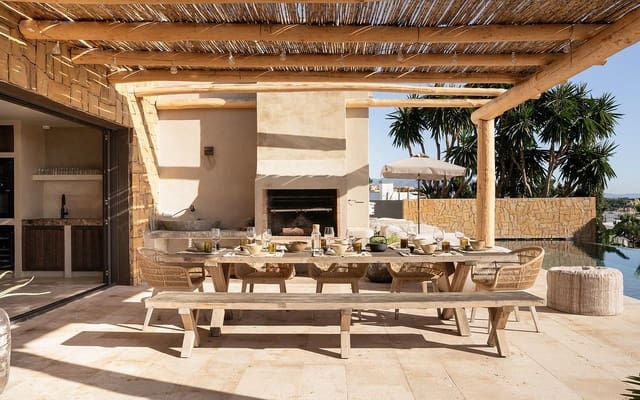 5 slaapkamer Villa te koop in Zona Calvario, Estepona - € 3.970.000 (Ref: 9340218)