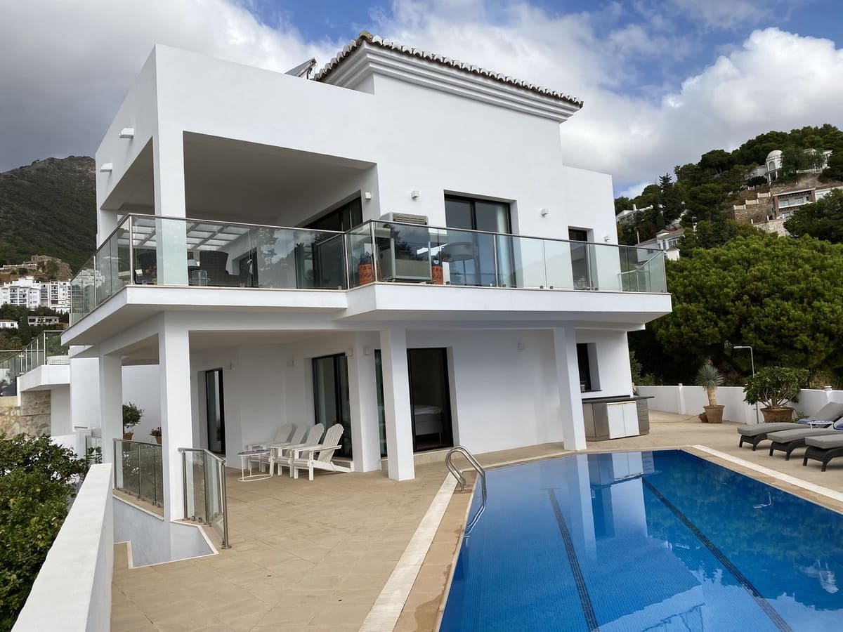 3 sypialnia Willa na sprzedaż w Mijas z basenem - 1 445 000 € (Ref: 9344368)
