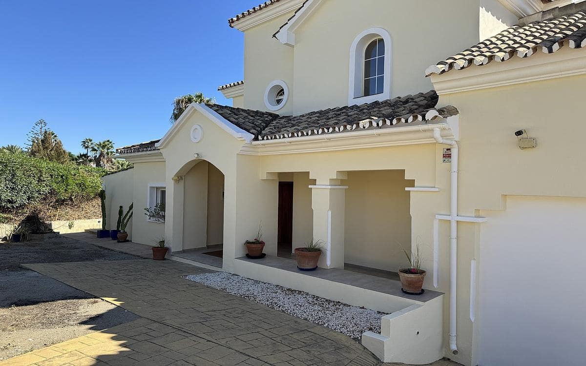 5 camera da letto Villa in vendita in Estepona - 1.495.000 € (Rif: 9353252)