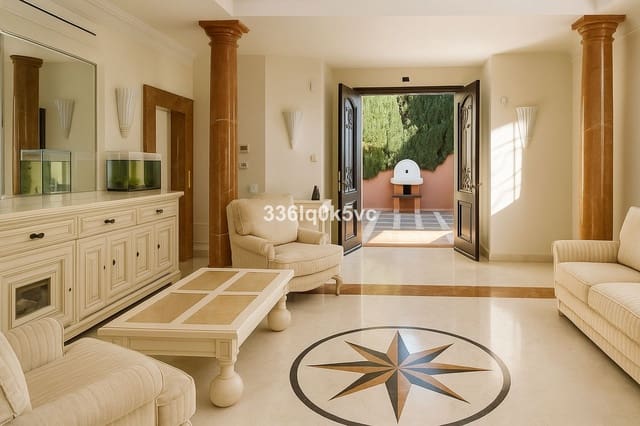 4 bedroom Villa for sale in Sierra Blanca, Marbella with pool - € 4,700,000 (Ref: 9355570)