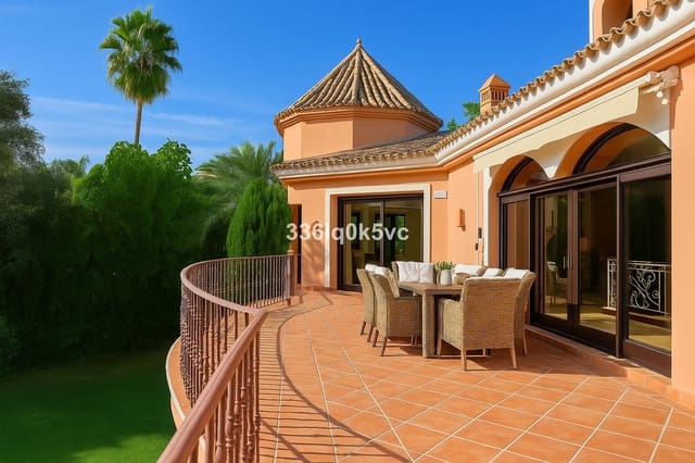 4 bedroom Villa for sale in Sierra Blanca, Marbella with pool - € 4,700,000 (Ref: 9355570)
