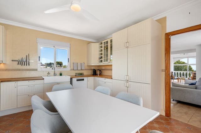 4 sovrum Villa till salu i Pinar de Campoverde, Pilar de la Horadada - 699 000 € (Ref: 9356575)