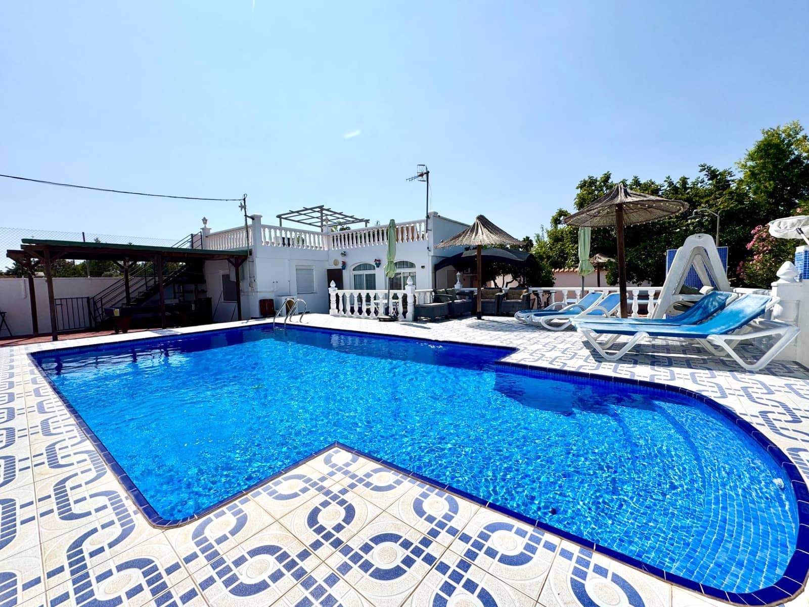 7 bedroom Villa for sale in Dolores with pool - € 649,000 (Ref: 9356576)