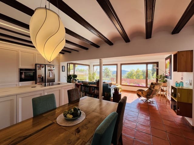 4 bedroom Villa for sale in Montgó - Ermita, Javea / Xàbia with pool - € 845,000 (Ref: 9363236)