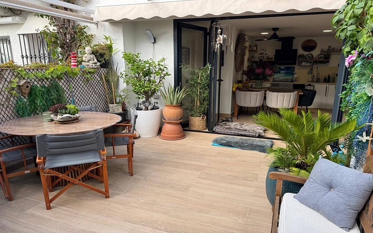 3 soverom Hus til salgs i Estepona - € 849 000 (Ref: 9372037)