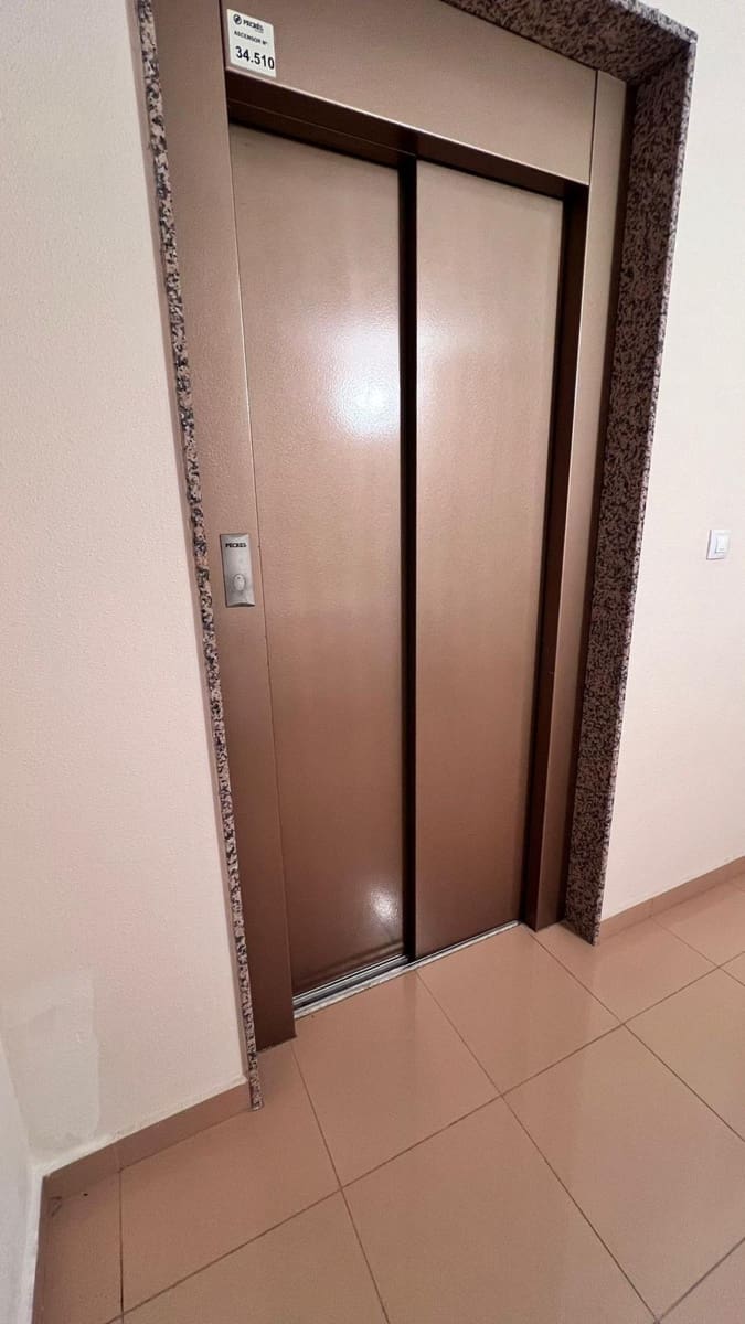 33 sovrum Kommersiell till salu i Los Montesinos - 3 000 000 € (Ref: 9376426)