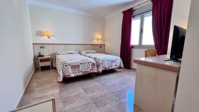 33 bedroom Commercial for sale in Los Montesinos - € 3,000,000 (Ref: 9376426)