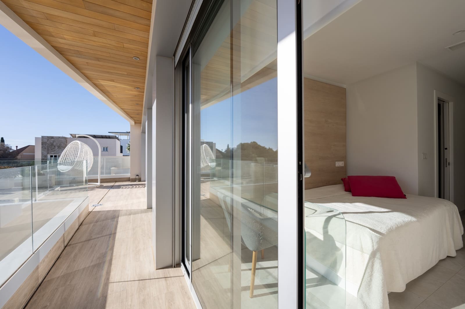 Chalet de 4 habitaciones en Orihuela Costa en venta - 1.950.000 € (Ref: 9376429)