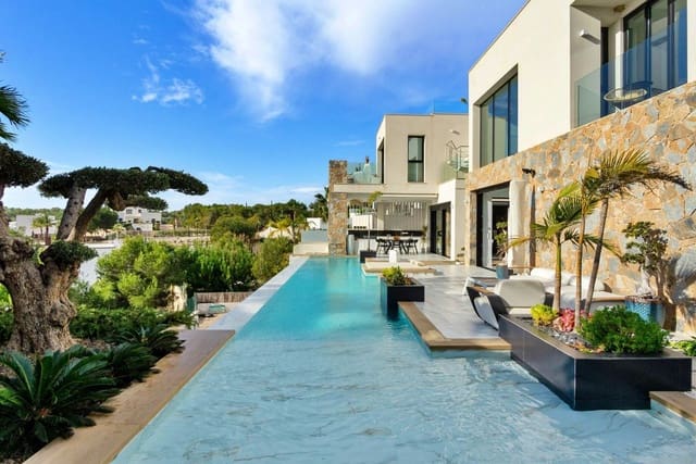 4 sovrum Villa till salu i Las Colinas Golf, Orihuela med pool garage - 2 880 000 € (Ref: 9390907)