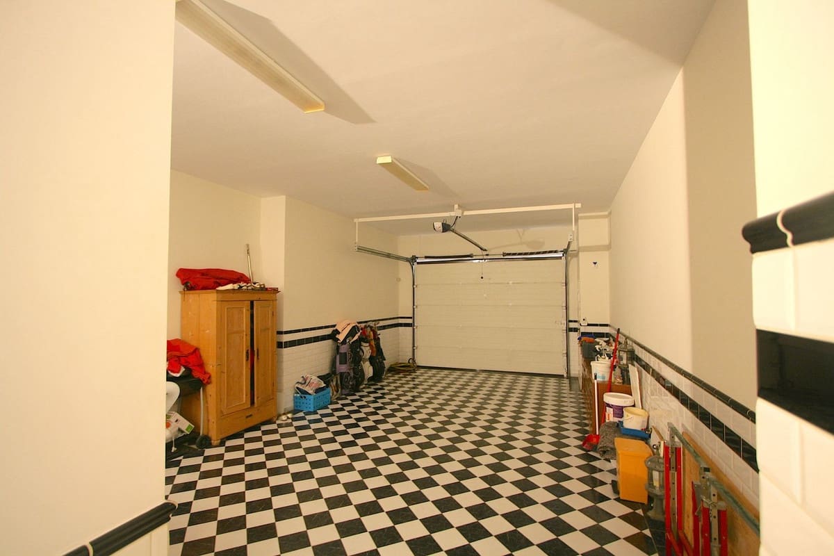 5 makuuhuone Huvila myytävänä paikassa Mijas mukana uima-altaan - 1 850 000 € (Ref: 9392059)