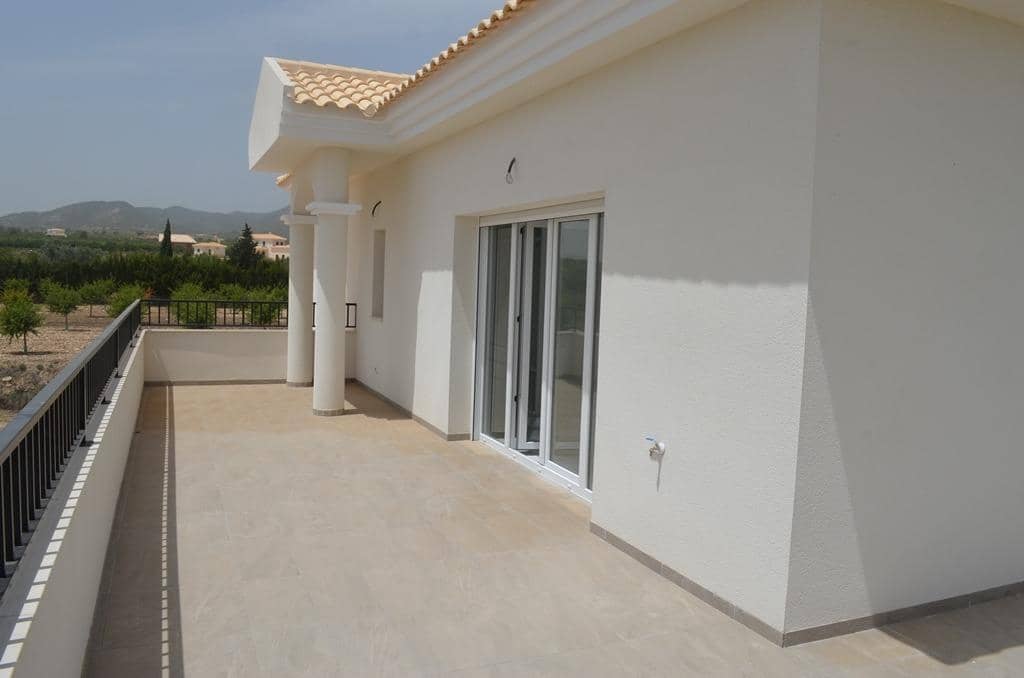 4 bedroom Villa for sale in Pinoso with pool garage - € 505,000 (Ref: 9411242)
