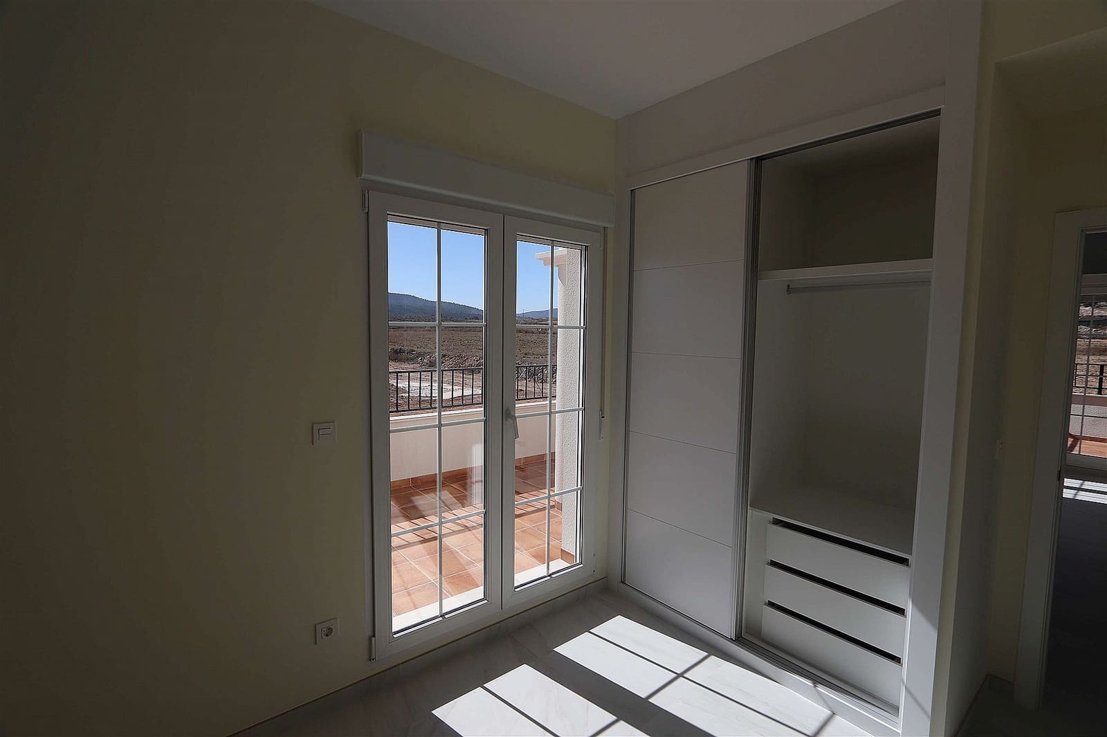 4 bedroom Villa for sale in Pinoso with pool garage - € 505,000 (Ref: 9411402)