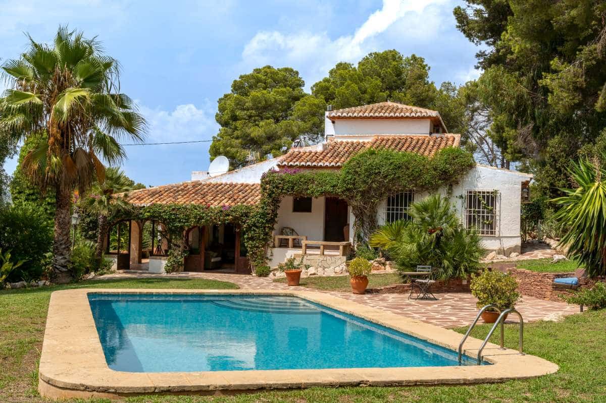 4 bedroom Villa for sale in Javea / Xabia - € 997,000 (Ref: 9419026)