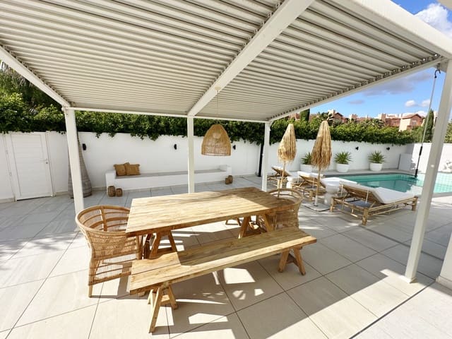 4 soveværelse Villa til salg i Mar Menor Golf Resort, Torre-Pacheco - € 585.000 (Ref: 9419029)