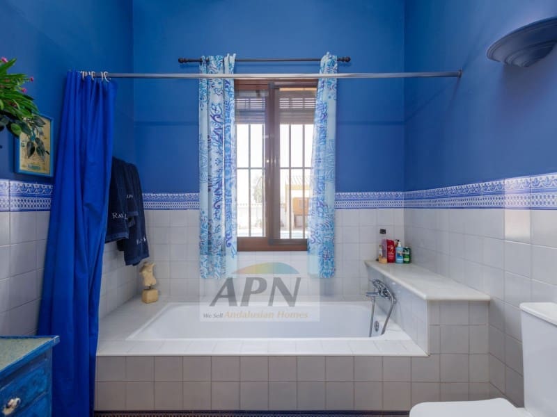 4 sypialnia Finka/Dom wiejski na sprzedaż w Moron de la Frontera - 699 000 € (Ref: 9426422)