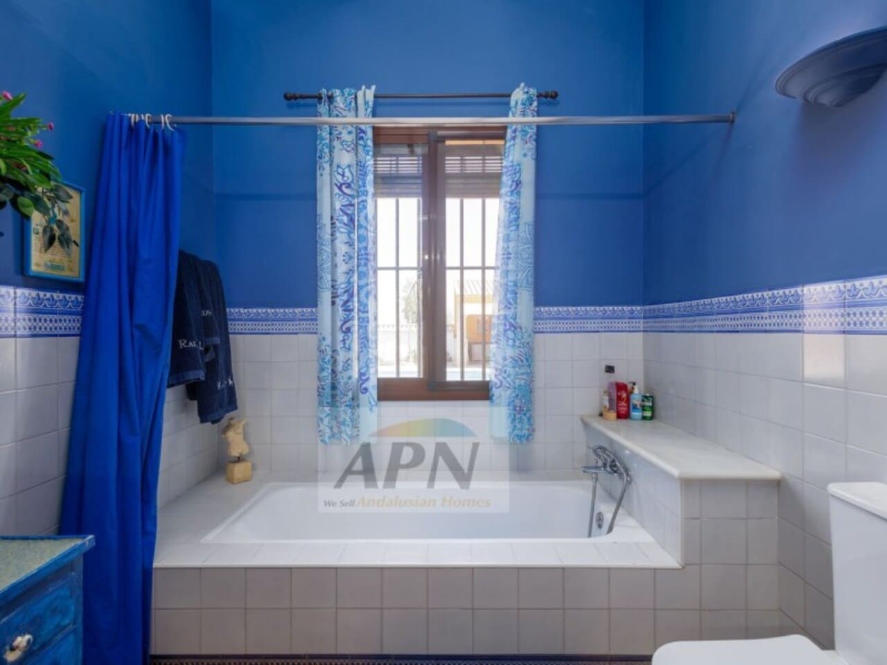 4 soveværelse Finca/Landehus til salg i Moron de la Frontera - € 795.000 (Ref: 9426422)