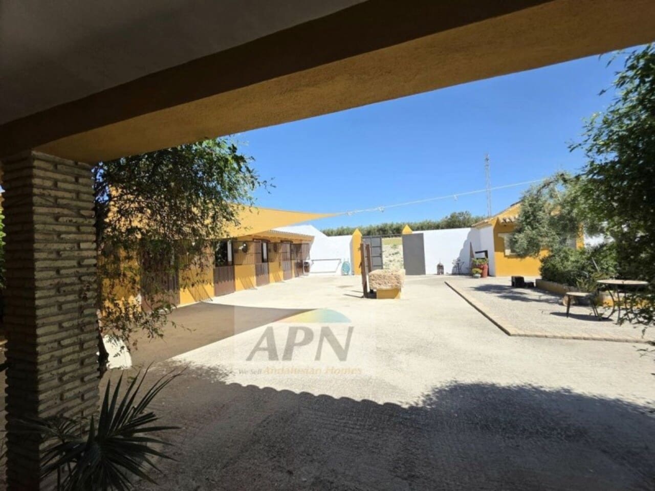 4 sypialnia Finka/Dom wiejski na sprzedaż w Moron de la Frontera - 795 000 € (Ref: 9426422)