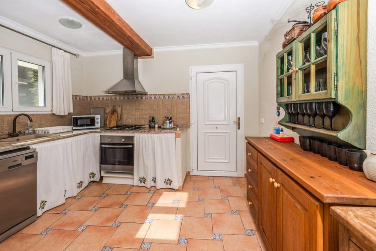 6 sypialnia Willa na sprzedaż w Javea / Xabia z basenem - 1 250 000 € (Ref: 9432598)