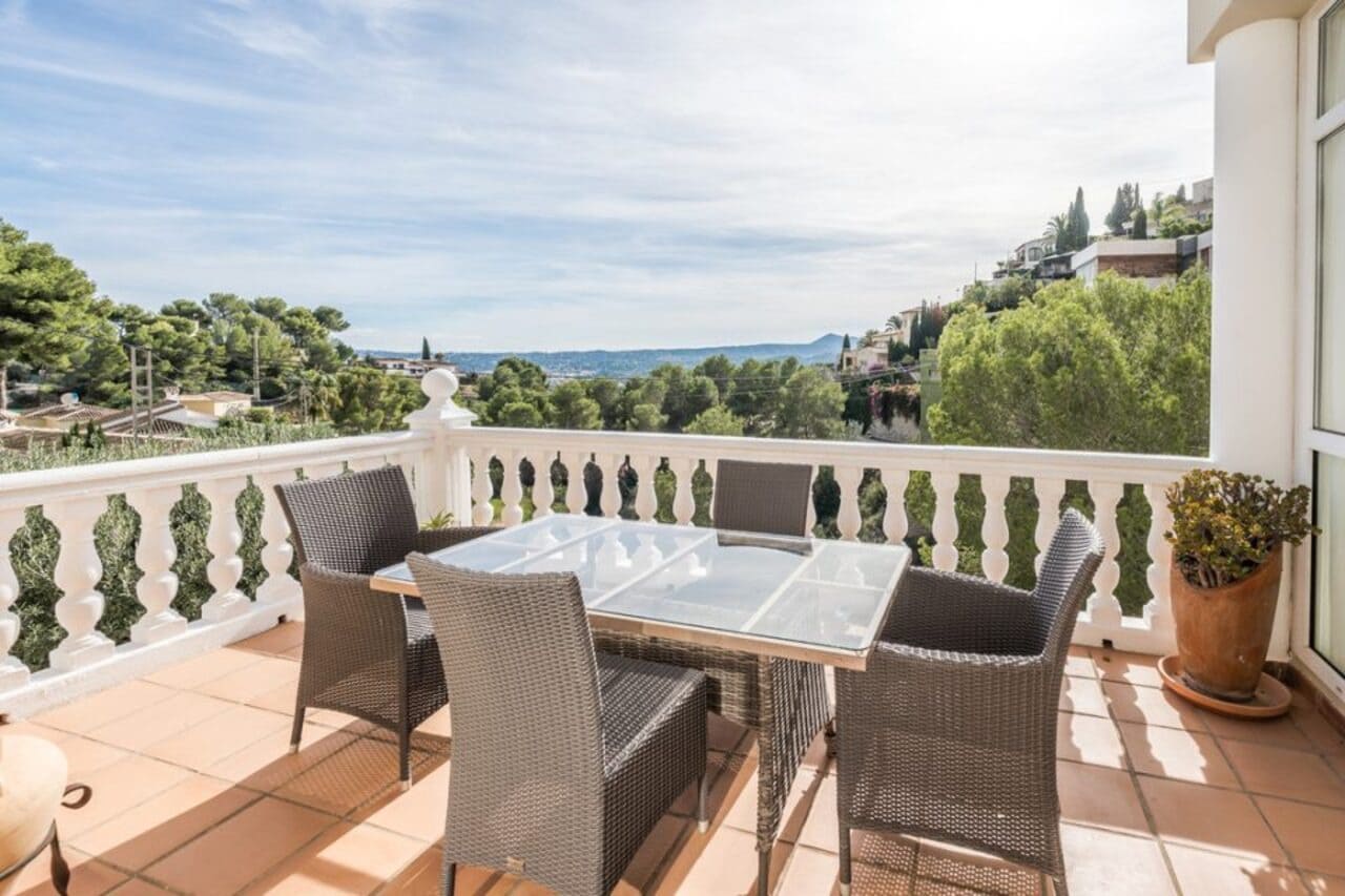 6 sypialnia Willa na sprzedaż w Javea / Xabia z basenem - 1 250 000 € (Ref: 9432598)