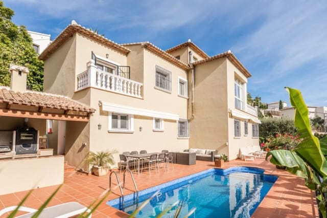 6 slaapkamer Villa te koop in Montgó - Ermita, Javea / Xàbia met zwembad - € 1.250.000 (Ref: 9432598)