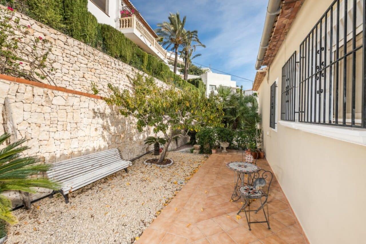 6 sypialnia Willa na sprzedaż w Javea / Xabia z basenem - 1 250 000 € (Ref: 9432598)