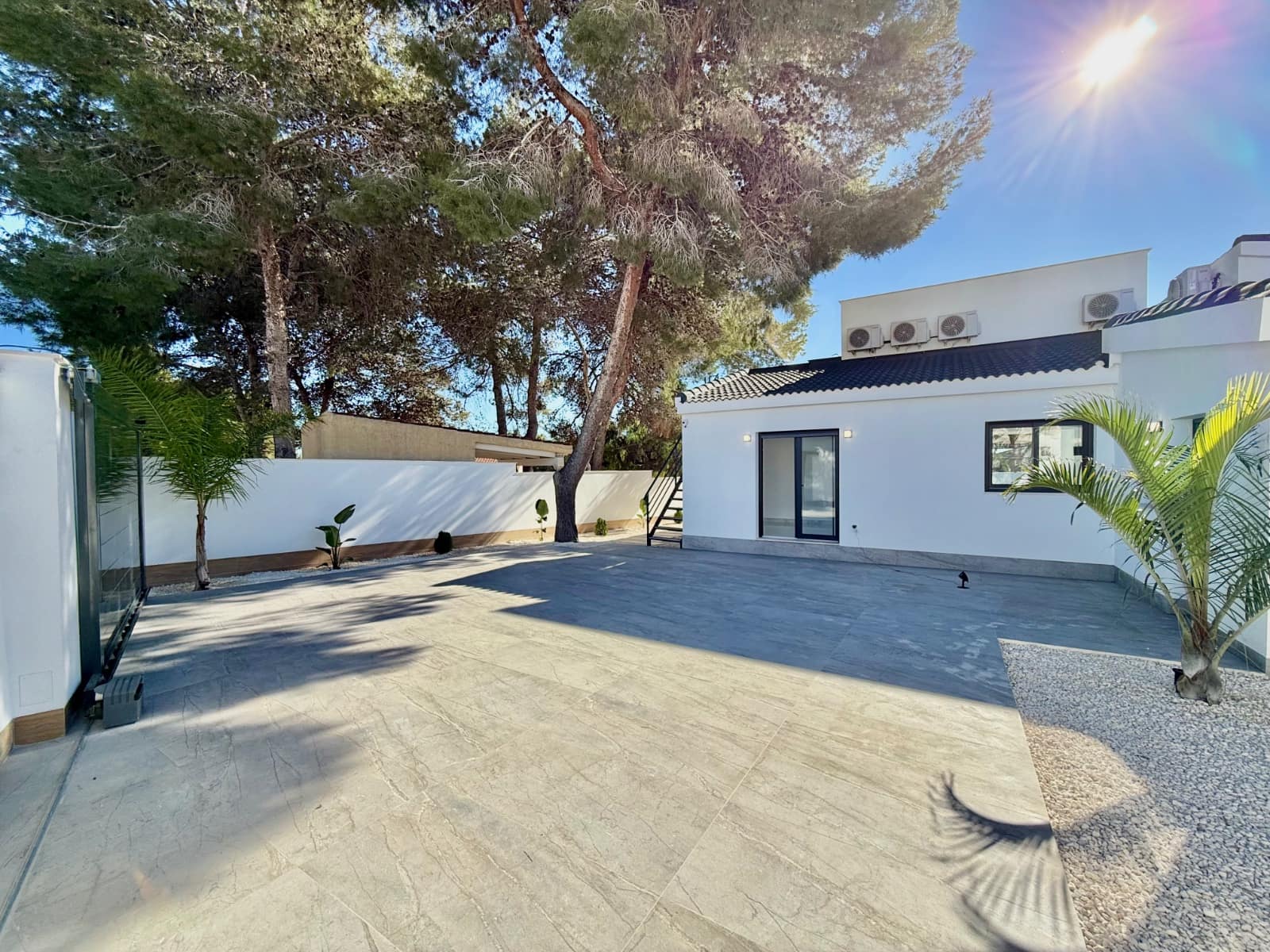 Chalet de 4 habitaciones en Ciudad Quesada en venta con piscina garaje - 799.000 € (Ref: 9438271)