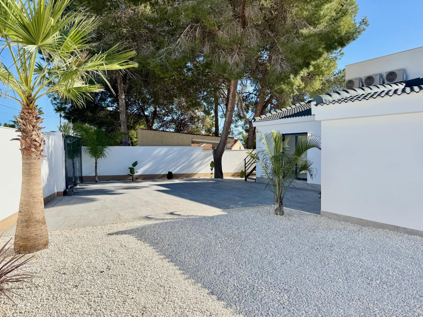 Chalet de 4 habitaciones en Ciudad Quesada en venta con piscina garaje - 799.000 € (Ref: 9438271)