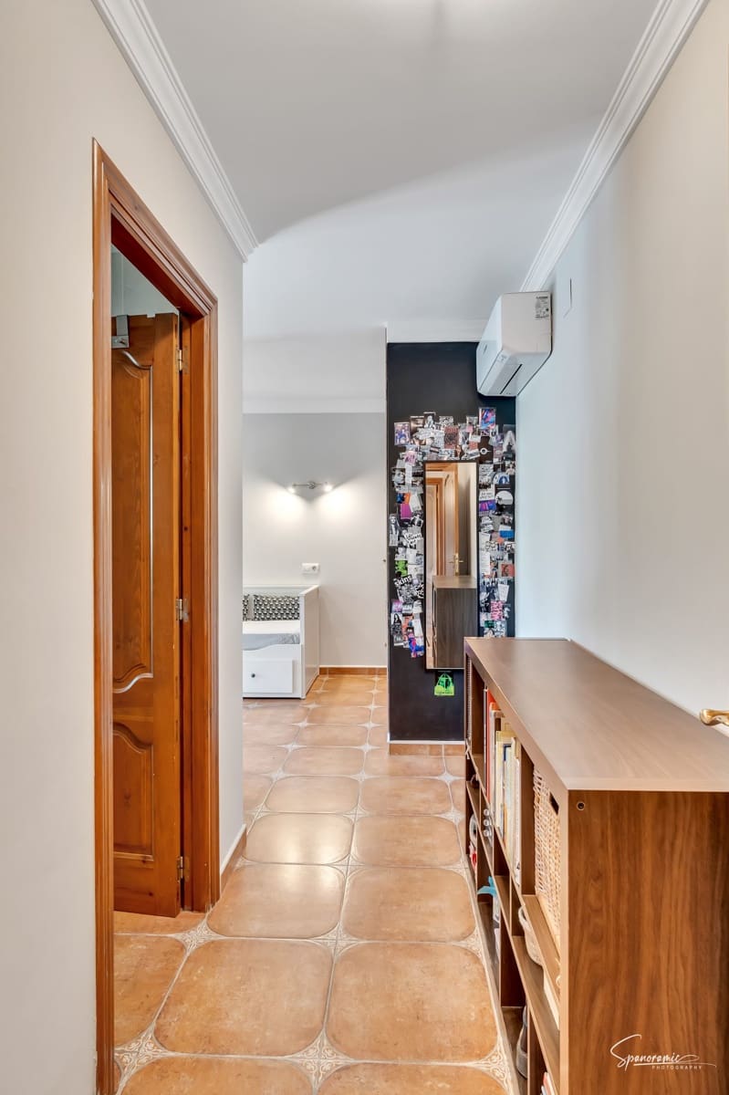 4 makuuhuone Huvila myytävänä paikassa Lliber mukana uima-altaan - 1 095 000 € (Ref: 9438838)