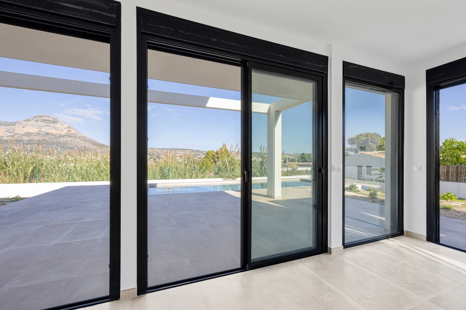 3 chambre Villa/Maison à vendre à Javea / Xabia avec piscine - 1 300 000 € (Ref: 9438843)