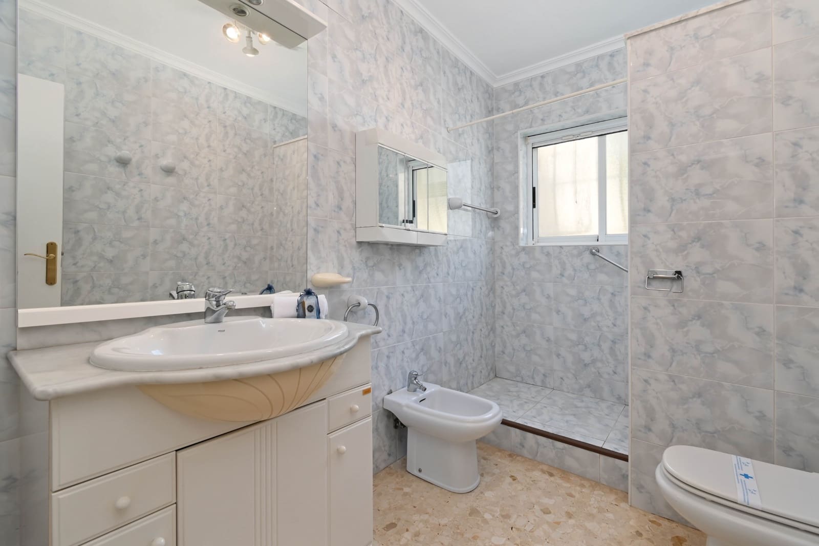 4 sypialnia Willa na sprzedaż w Javea / Xabia z basenem garażem - 749 000 € (Ref: 9438844)