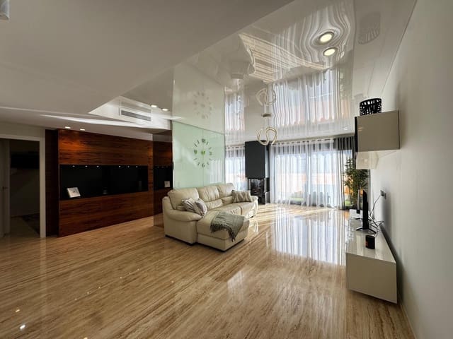 4 soverom Penthouse til salgs i Avenida Habaneras - Curva de Palangre, Torrevieja med svømmebasseng - € 529 900 (Ref: 9450946)